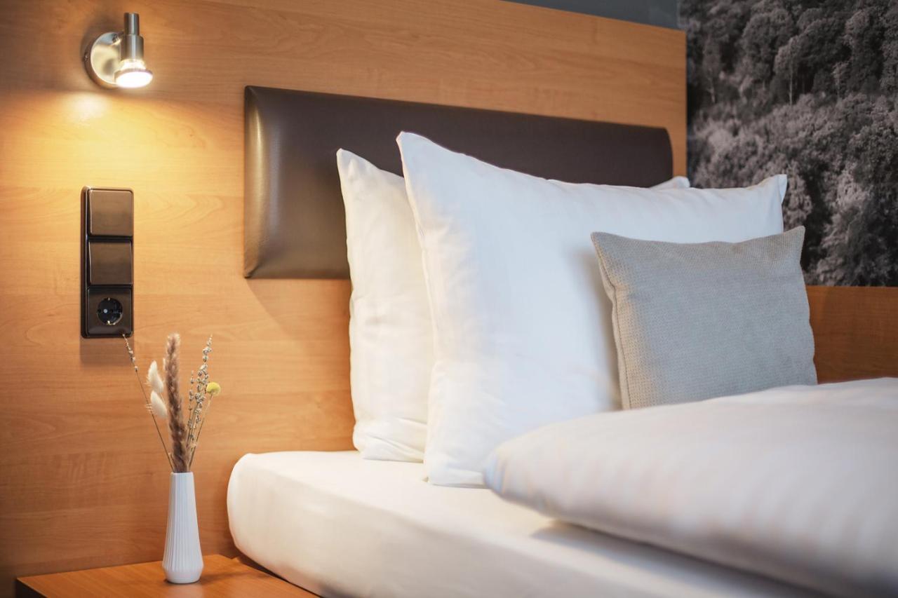 Novum Hotel Bruy Stuttgart Exterior foto