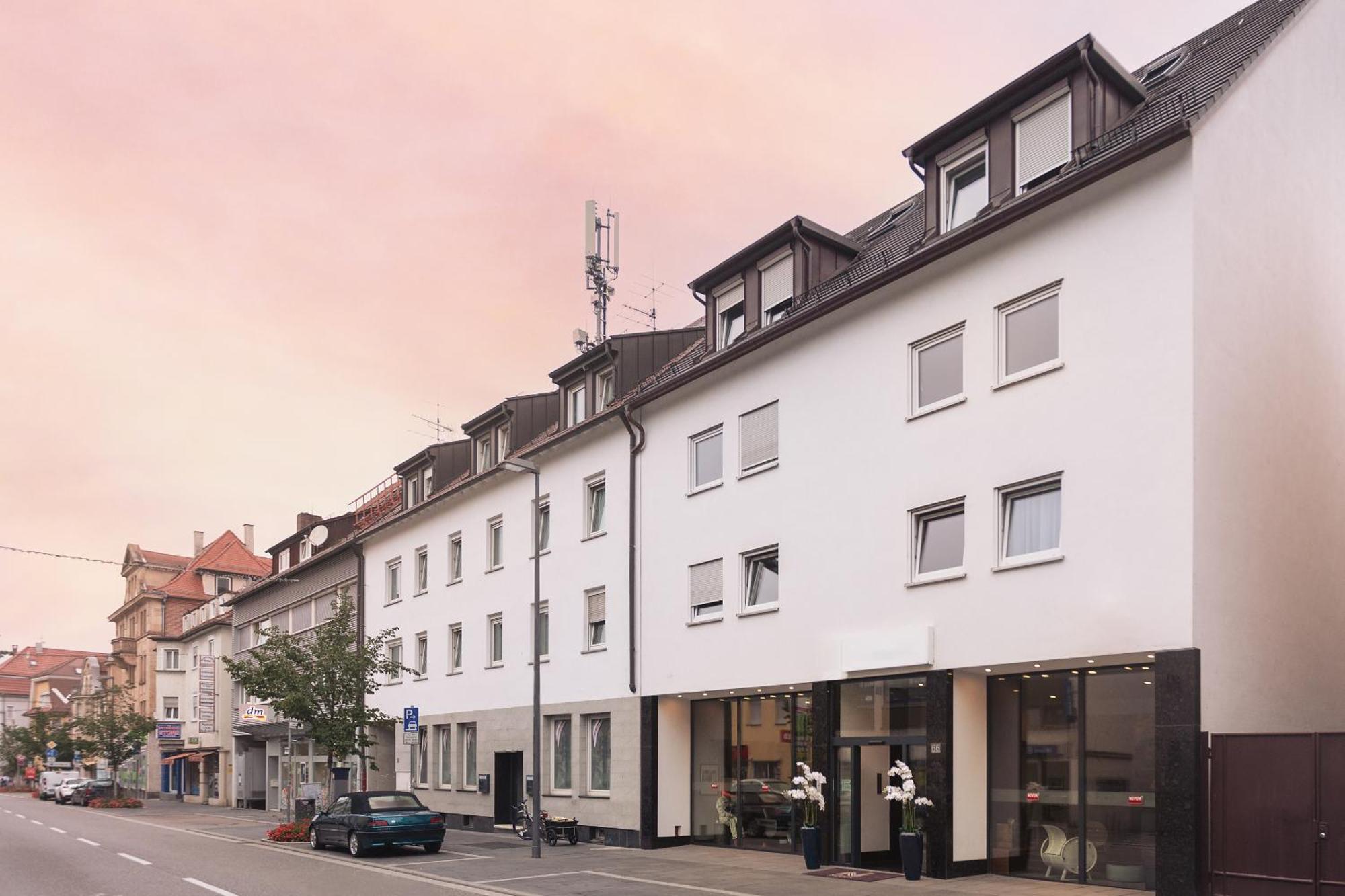 Novum Hotel Bruy Stuttgart Exterior foto